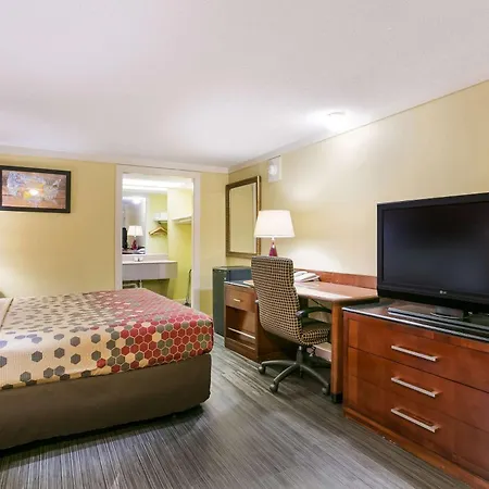 Econo Lodge Frederick I-70-2